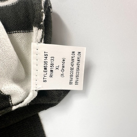 Pink Clover Stitch Fix Valencia Curved Hem Sweater Green Striped Size Xlarge - Picture 7 of 7
